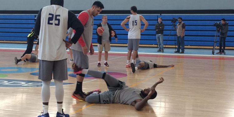 Urge victoria a Abejas; se incorpora Richard Dixon