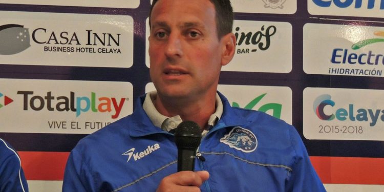 Será Ariel López técnico interino de Celaya