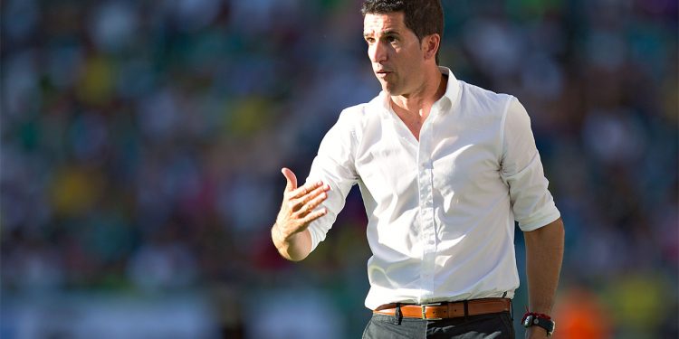 A días de iniciar el Ascenso Mx, Gustavo Díaz deja de ser técnico de Celaya