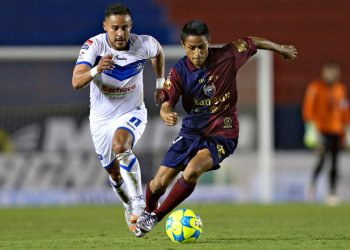 Celaya le quita lo invicto al líder Atlante