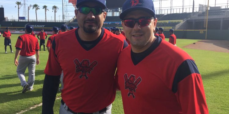 Arriban catcher liga mayorista y experimentado receptor a los Bravos