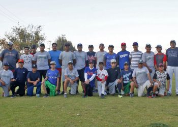 Se preparan beisbolistas leoneses para buscar su lugar en Olimpiada Nacional