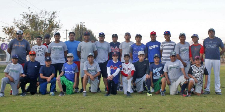 Se preparan beisbolistas leoneses para buscar su lugar en Olimpiada Nacional