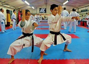 Inician actividades tres escuelas de inicio en León