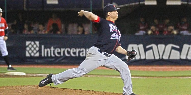 Con solitaria carrera, Bravos vence a Guerreros; el Águila en la mira