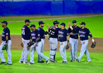 Van Bravos por otra serie perfecta en el Puerto Jarocho