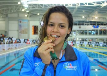 Andrea Mariscal se viste de oro con 3 medallas en ON de Monterrey, NL.