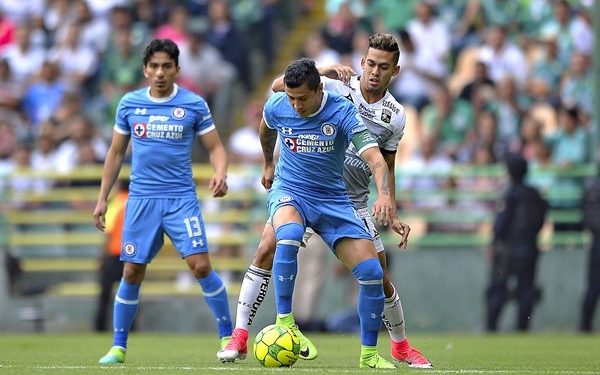Cierra León torneo gris con derrota ante Cruz Azul