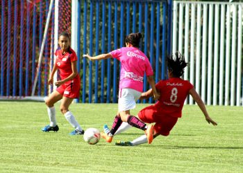 Debuta León femenil con victoria sobre De La Salle