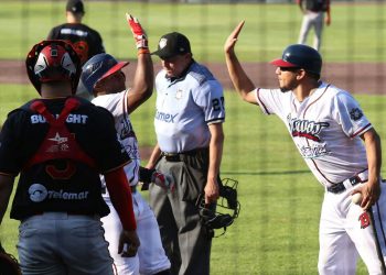 Se enciende el bat de Bravos y propina paliza a Piratas