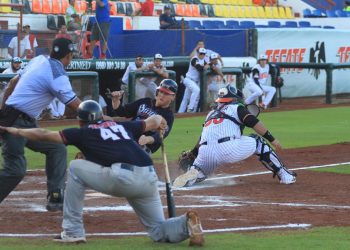 Siguen Bravos en estado de gracia; vencen a Tigres en doble juego