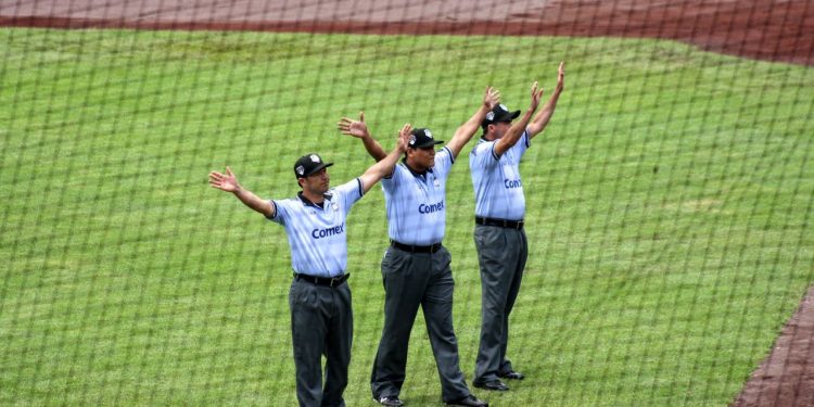 Estragos por lluvia evitan que haya beisbol en León