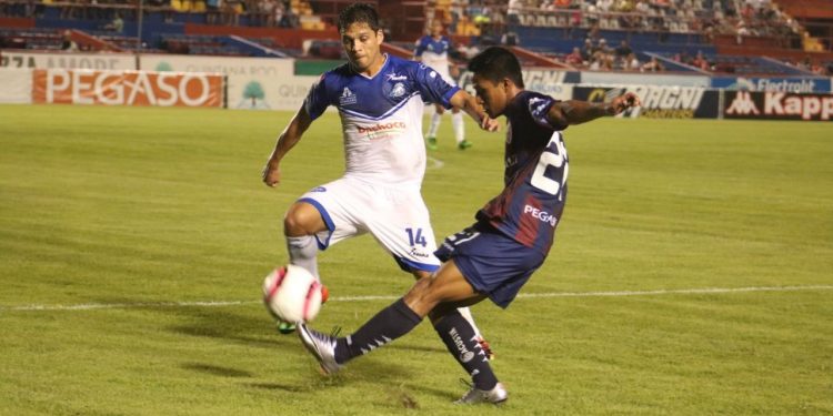 Dura derrota de Celaya ante Atlante en los últimos minutos