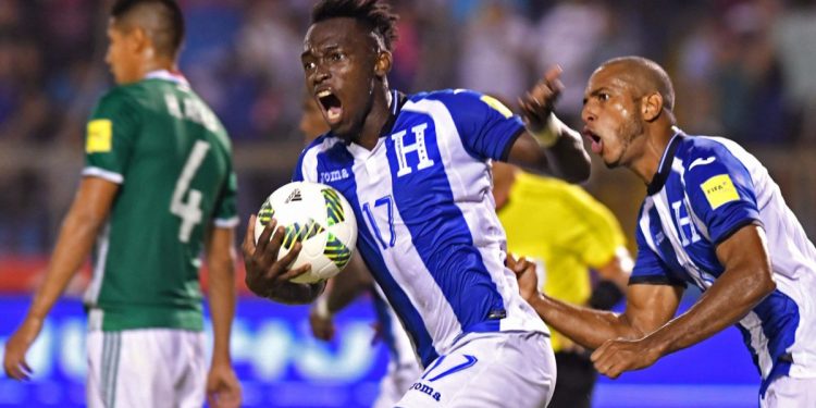 Pierde México invicto ante Honduras, que califica a repesca del Mundial