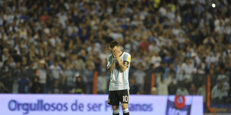 Argentina se ahoga; está fuera del Mundial a una jornada del fin de la eliminatoria