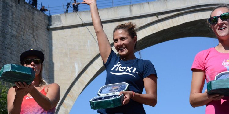 Adriana Jiménez gana Serie Mundial de Clavados de Altura en Bosnia