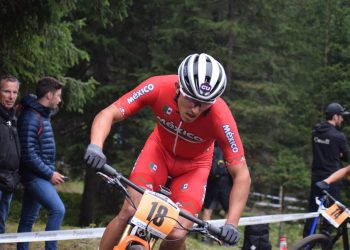 Consigue Gerardo Ulloa histórico sitio 11 en Mundial de Ciclismo de Montaña
