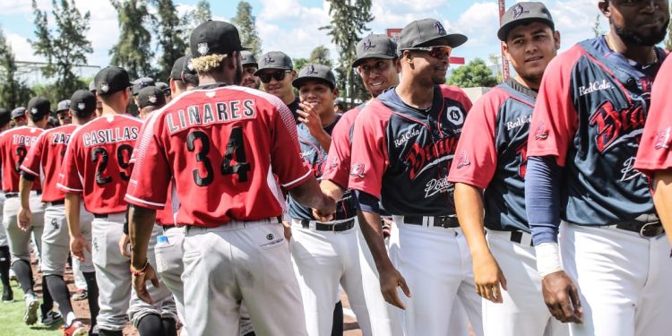 Se juegan todo; Bravos de León recibe a Guerreros en duelo de eliminación