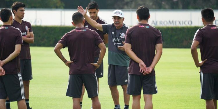 Con interinato de Ricardo Ferretti, México se enfrenta a Uruguay en amistoso