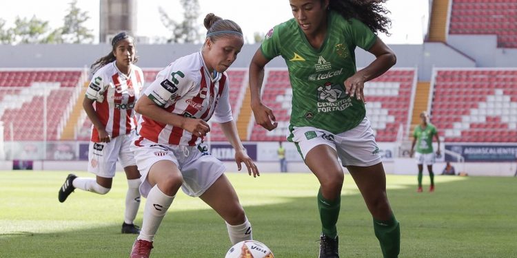 León Femenil le saca el empate a Necaxa y suma tres juegos sin perder
