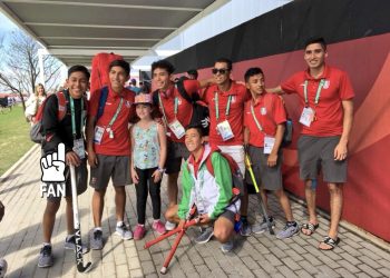 Marca Alan Estrada doblete en primer triunfo de México en Hockey 5