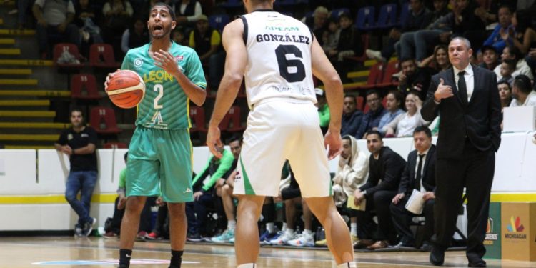 Desastroso último periodo de Abejas de León le da la victoria a Aguacateros