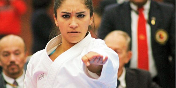 Compite Cinthia de la Rúe en Campeonato Mundial de Karate Senior en Madrid