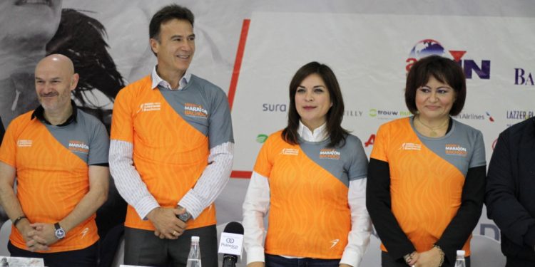 Presentan la 4ta. carrera y 2do. medio maratón Bachoco