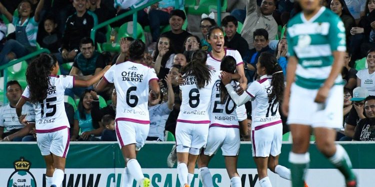 León Femenil sacó valioso triunfo en casa de Santos