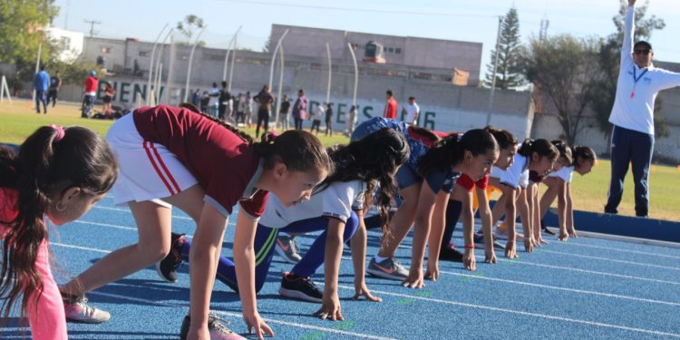 Más de 300 celayenses en el selectivo municipal de atletismo CONDEBA