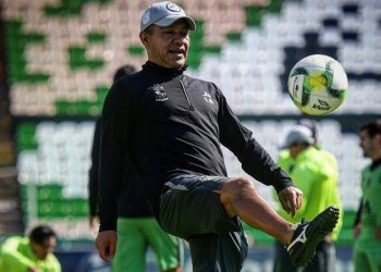 Comparte Ignacio Ambriz experiencias con jóvenes guanajuatenses