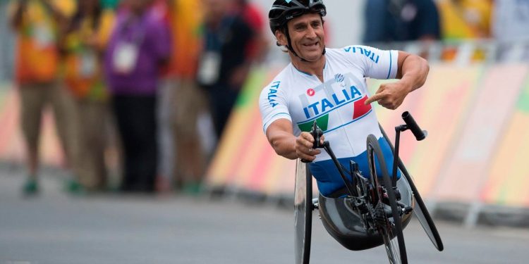Sufre Alex Zanardi accidente y se encuentra grave