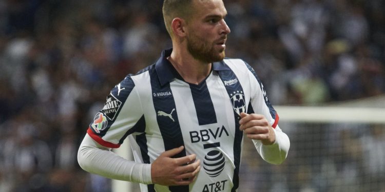 Vincent Janssen es el jugador que dio positivo por covid-19 en Rayados