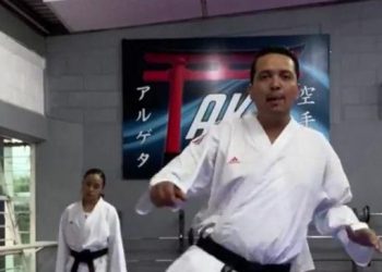 Erick Argueta, sensei de Karate Do, ofrece clase virtual.