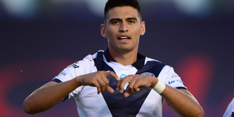 Celaya sigue en plan grande y vence a UdeG con un gol más de Guillermo Martínez