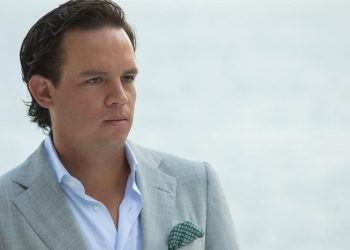 Suspenden 8 partidos a Javier San Román, técnico de Irapuato