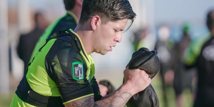 Víctor Dávila ve a León como un escaparate para ir a su selección y a Europa