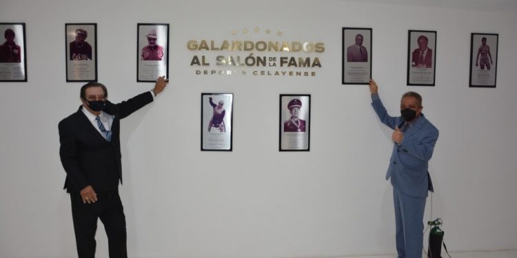 Entran al Salón de la Fama Celayense impulsores del beisbol y atletismo