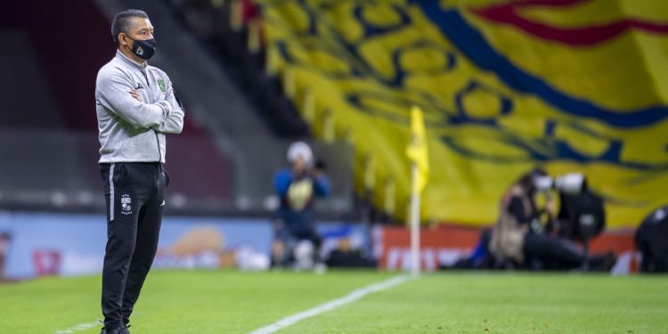 Vamos a pelear a muerte por calificar: Ignacio Ambriz