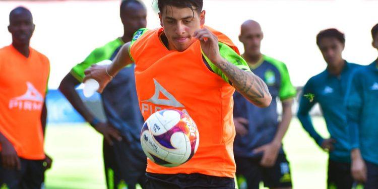 Con la ausencia de Dávila y el regreso de Colombatto, León enfrenta a Puebla