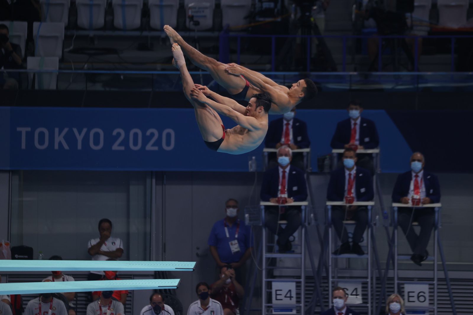 Se quedan cerca Yahel Castillo y Juan Celaya del bronce en clavados
