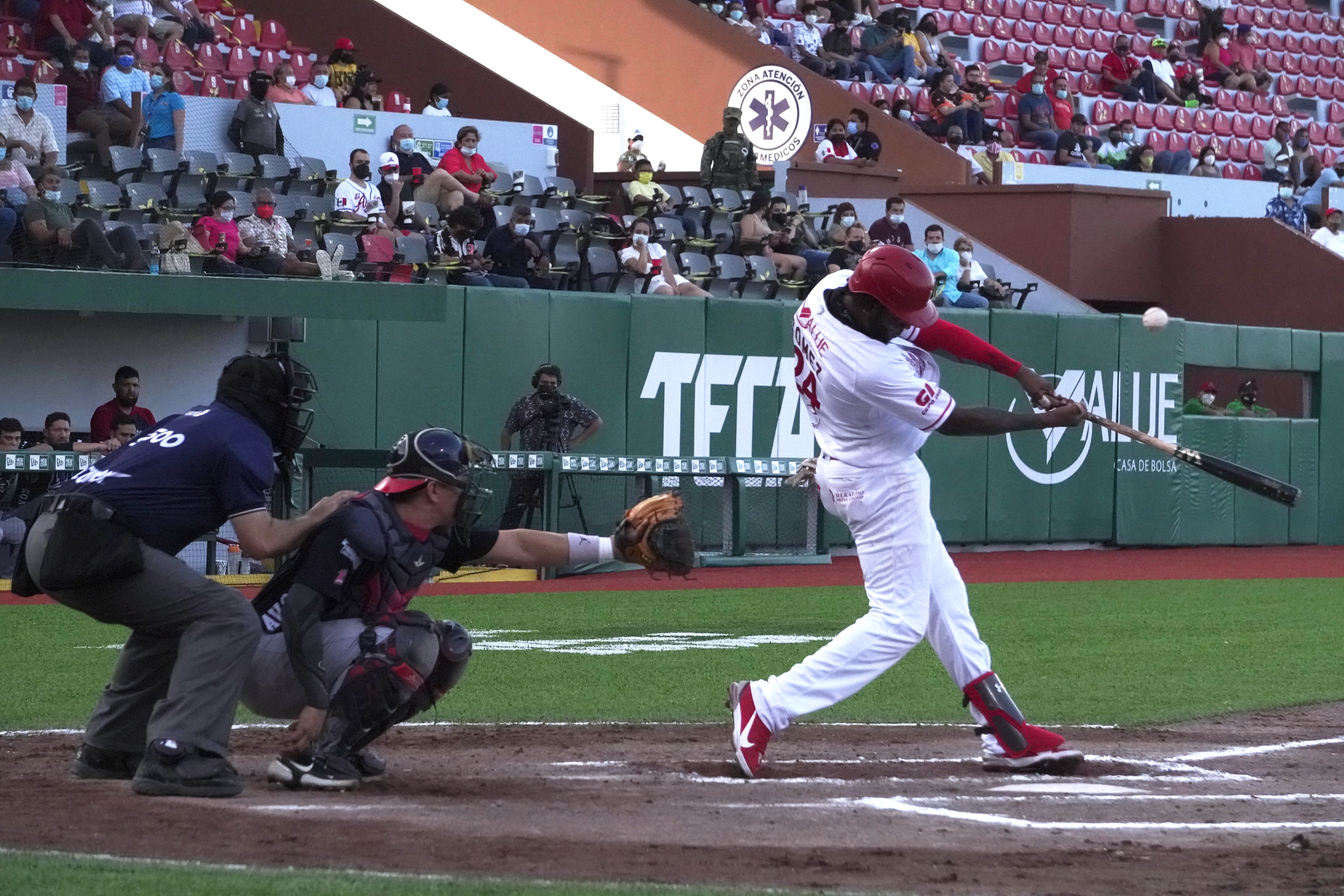 Los Bravos dejaron la serie en el Puerto, pierden el tercero 3 carreras por 5 del Águila