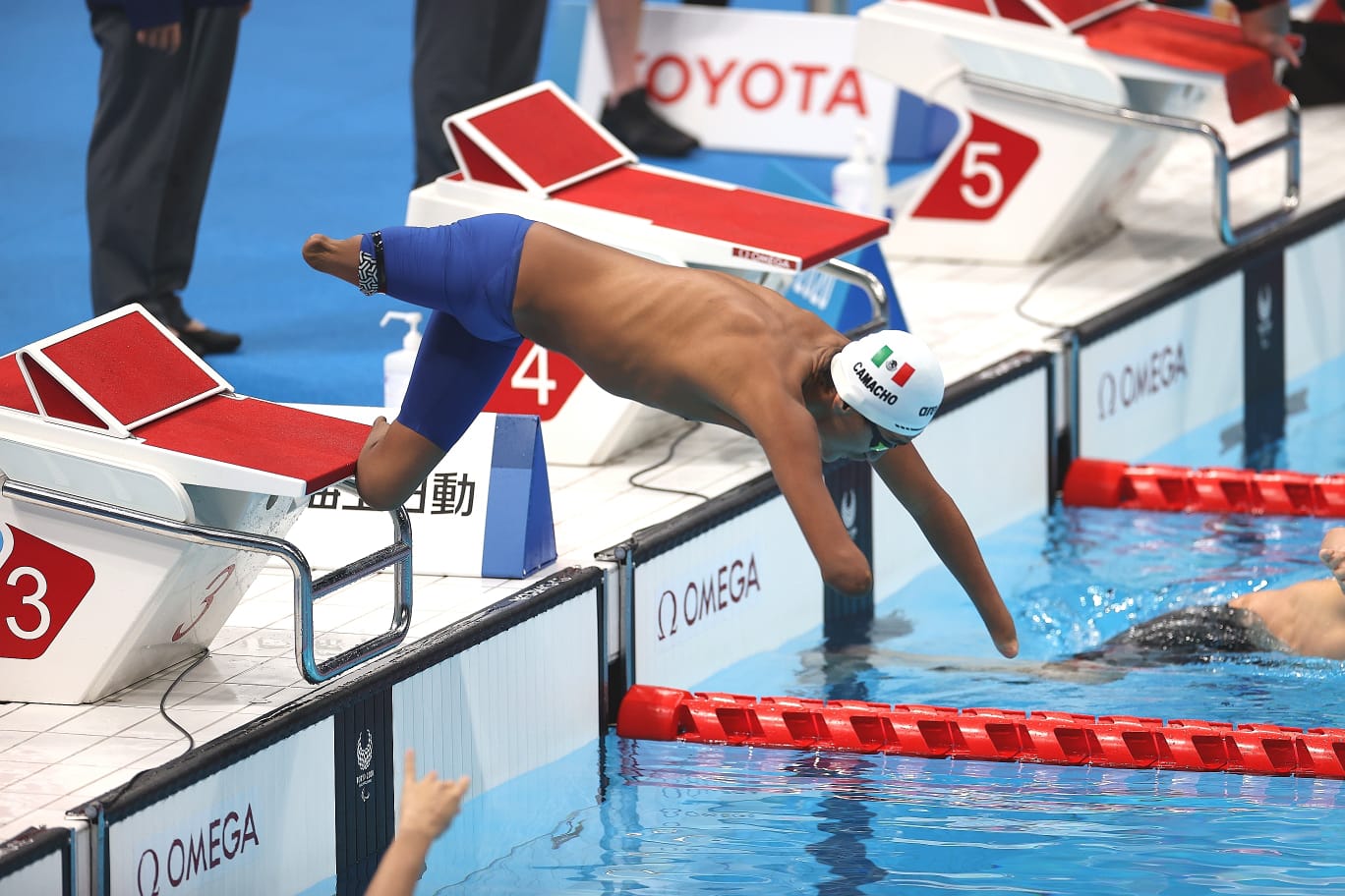 El leonés de 16 años, Ángel Camacho, debuta con cuarto lugar en para natación de Tokio 2020