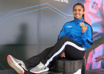 Cinthia de la Rúe gana selectivo nacional consigue su pase al Mundial y Panamericano de Karate