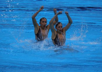 Cierra dueto mexicano en lugar 12 de la natación artística