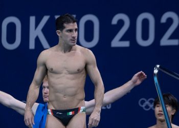 Rommel Pacheco y Osmar Olvera avanzan a semifinal de trampolín 3m dentro del top 10