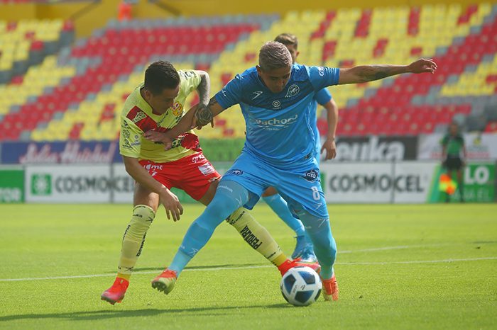 Descalabro de los Toros en patio michoacano