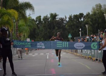 Vuelve con éxito el Maratón León Guiar, Rodgers se lleva los 42k
