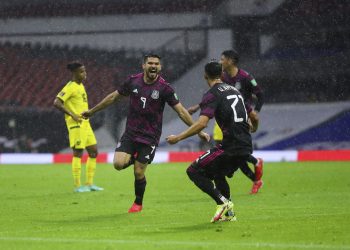 México evita un ridículo al vencer en la agonía a Jamaica en el inicio de la Eliminatoria