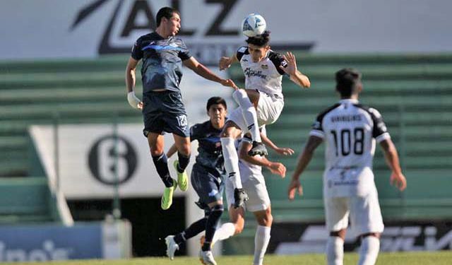 Lobos ULM consigue su primer triunfo histórico y le quita el invicto a Cafetaleros